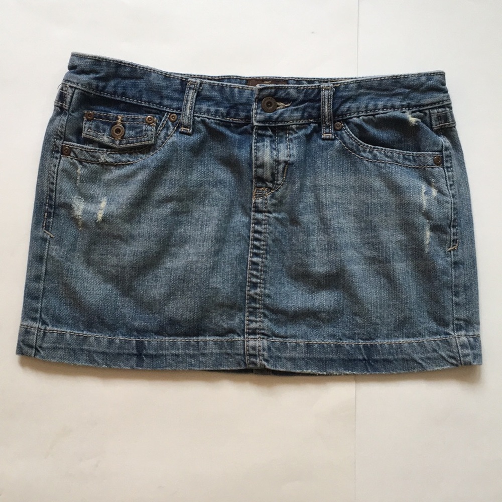 AEROPOSTALE Distressed Denim Skirt  Size 9/10